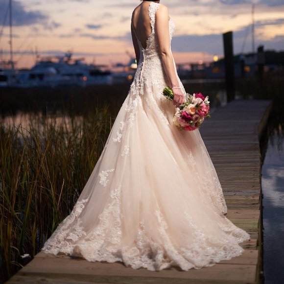 Allure Wedding Dress - Picture 1 of 5